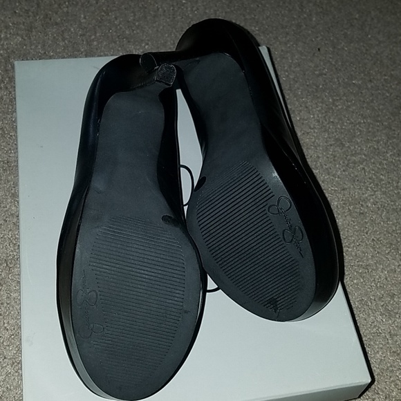 Jessica Simpson - Picture 2 of 4